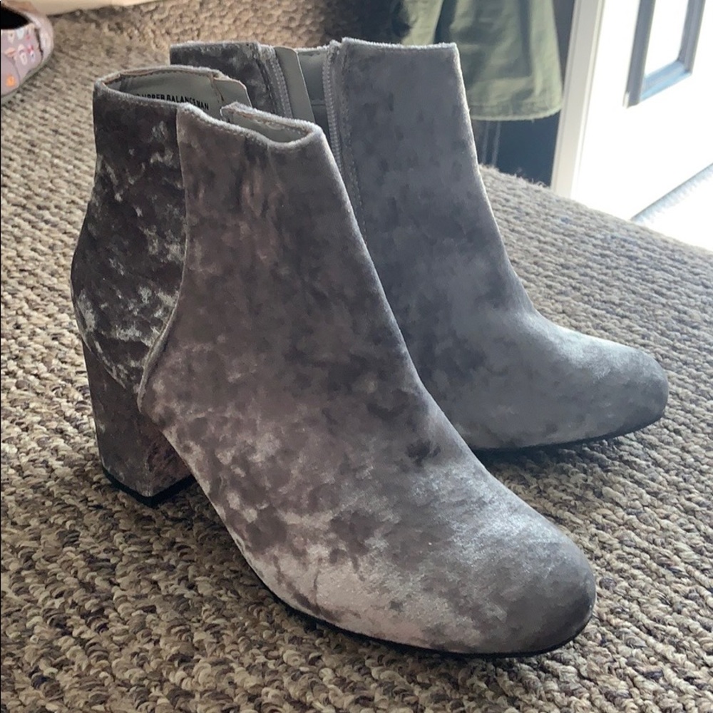 Booties with heel